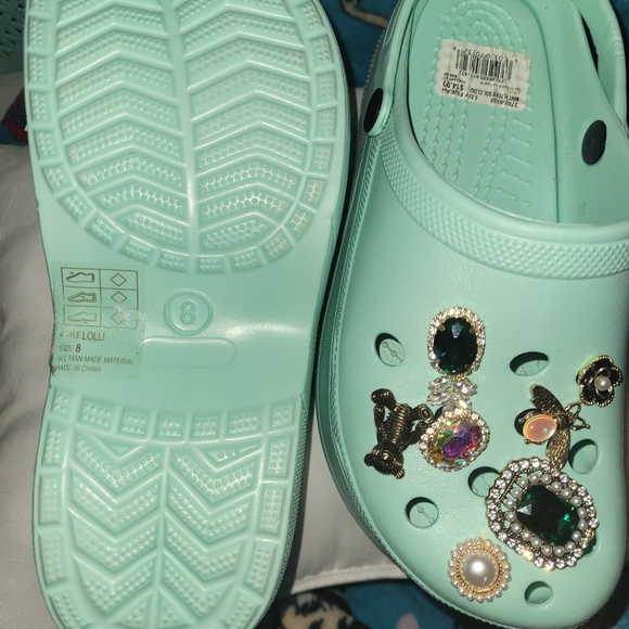 Platforms - Picture 2 of 3